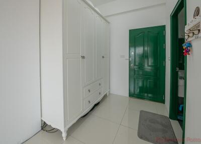 Studio Condo For Sale In Jomtien - Pattaya Condotel Chain