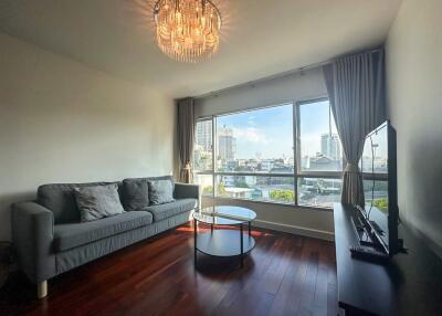 1-bedroom spacious condo for sale 400m from BTS Pra Khanong