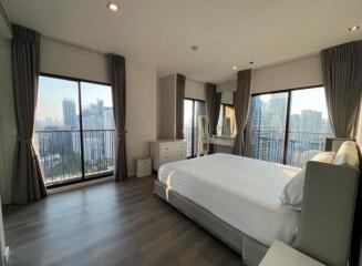 For Rent Bangkok Condo Noble Refine Sukhumvit 26 BTS Phrom Phong Khlong Toei