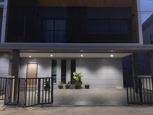 For Rent Pathum Thani Single House Chewarom Rangsit-Donmueang Rangsit-Nakhon Nayok Thanyaburi