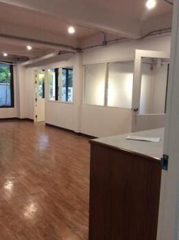 For Rent Bangkok Town House Sukhumvit BTS Ekkamai Watthana