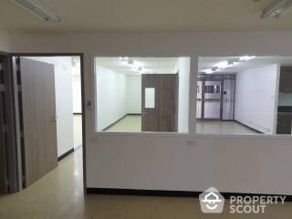 Commercial for Rent in Khlong Ton Sai