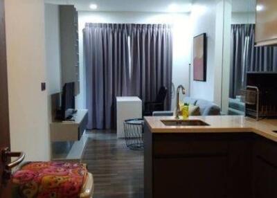 1-BR Condo at Wyne By Sansiri near BTS Phra Khanong