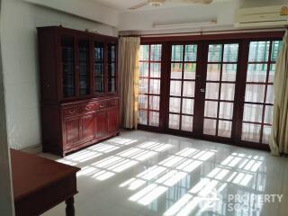 5-BR House near BTS Thong Lor