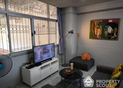 3-BR Condo at Siam Condominium near MRT Phra Ram 9