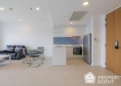 2-BR Condo at The Royal Maneeya Condominium near BTS Chit Lom