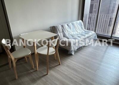 Condo at RHYTHM Charoenkrung Pavillion for rent