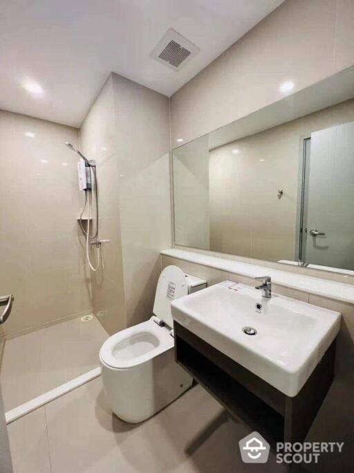 2-BR Condo at Aspire Asoke-Ratchada near MRT Phra Ram 9