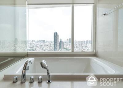 3-BR Condo at Menam Residences in Wat Phraya Krai