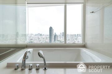 3-BR Condo at Menam Residences in Wat Phraya Krai