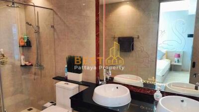 2 Bedrooms Condo in The Riviera Ocean Drive Jomtien C011875