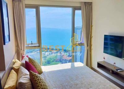 2 Bedrooms Condo in The Riviera Ocean Drive Jomtien C011875