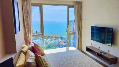 2 Bedrooms Condo in The Riviera Ocean Drive Jomtien C011875