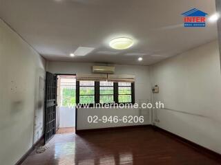 Townhome, 2 floors, 26.1 sq m, Patcharaporn Village. Soi Suksawat 62/2 Suksawat Road Rat Burana Road, Phra Pradaeng, Samut Prakan