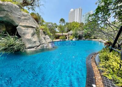 1 Bedroom Condo in The Riviera Wong Amat Beach Wongamat C011641