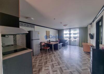 2 Bedrooms Condo in Pattaya Height Condominium Jomtien C011638