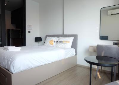 คอนโดนี้ มีห้องนอน Studio ห้องนอน  อยู่ในโครงการ คอนโดมิเนียมชื่อ Edge Central Pattaya 
