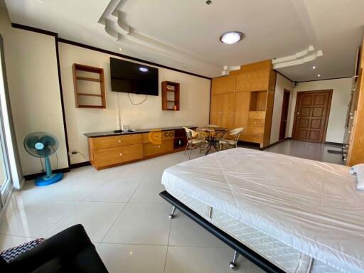 2 Bedroom Condo in View Talay 3 Pratumnak