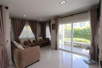 3 bedroom house to rent at Karnkanok 2