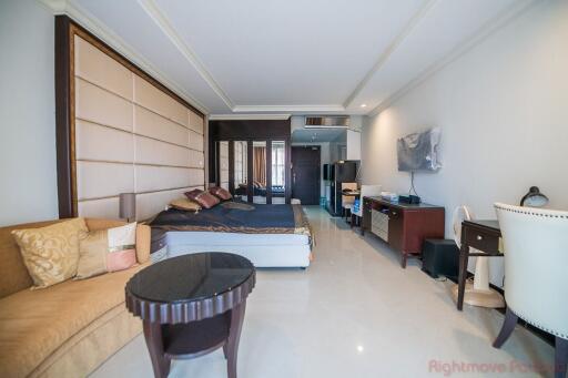 Studio Condo For Sale In Central Pattaya - LK Legend