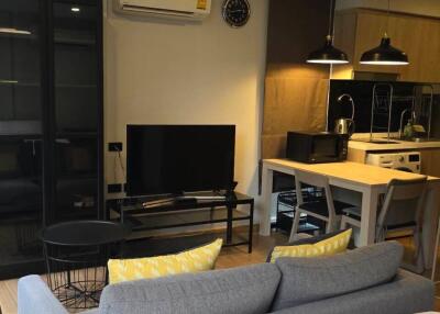 1-BR Condo at Fynn Aree near BTS Ari