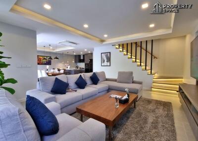 Brand New 4 Bedroom Pool Villa In Central Pattaya For Sale