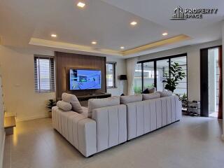 Brand New 4 Bedroom Pool Villa In Central Pattaya For Sale