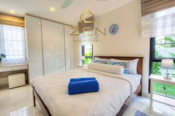 Modern 5-Bedroom Private Pool Villa in Bang Tao for Rent