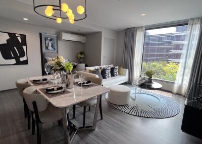 Luxury 3-Bedroom Condo Sukhumvit 40