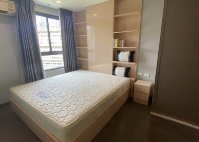 Sukhumvit Apartment 1-Bedroom