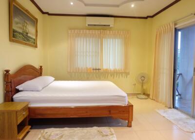 4 Bedrooms bedroom House in Oasis Park Residences North Pattaya Pattaya