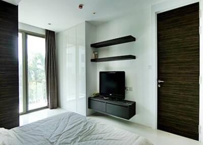 Luxury 3 bedroom Condo in Wongamat