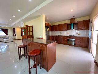 4 Bed House For Sale In East Pattaya - Lakeside Court 2