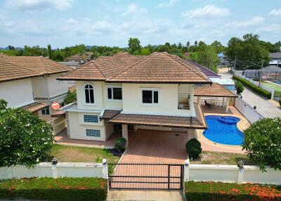 4 Bed House For Sale In East Pattaya - Lakeside Court 2