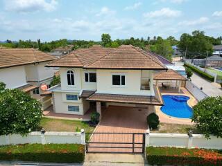 4 Bed House For Sale In East Pattaya - Lakeside Court 2