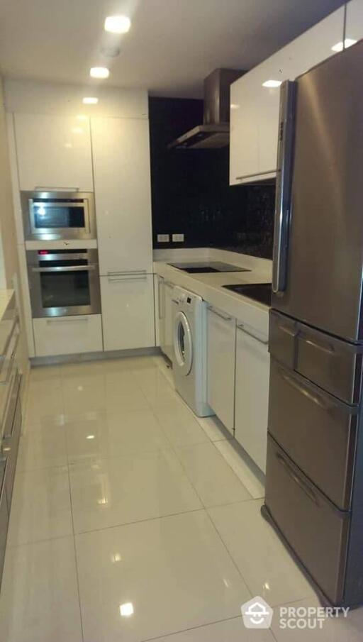 2-BR Condo at The Address Sukhumvit 42 near BTS Ekkamai (ID 515280)