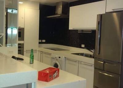 2-BR Condo at The Address Sukhumvit 42 near BTS Ekkamai (ID 515280)