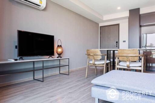 2-BR Condo at The Teak Sukhumvit 39 near BTS Phrom Phong