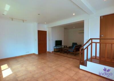 Spacious 1 Bedroom Condo For Sale Near Night Bazaar Chiang Mai City