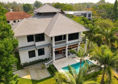 4 Bedroom Riverside Pool Villa in Doi Saket