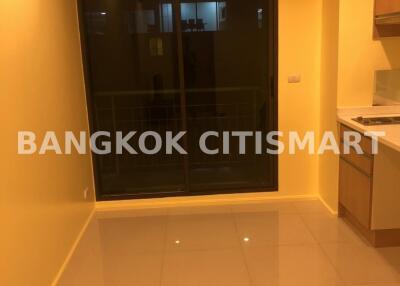 Condo at Villa Asoke for rent