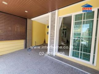 Covered entrance area of a modern home