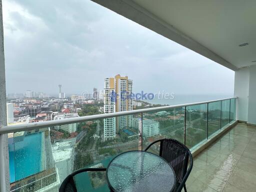 2 Bedrooms Condo in Cosy Beach View Pratumnak C011646