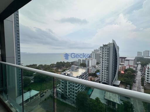 2 Bedrooms Condo in Cosy Beach View Pratumnak C011646