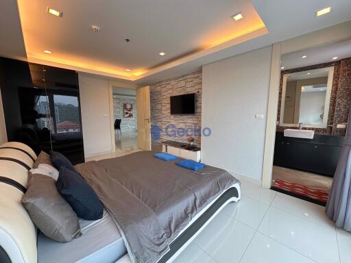 2 Bedrooms Condo in Cosy Beach View Pratumnak C011646