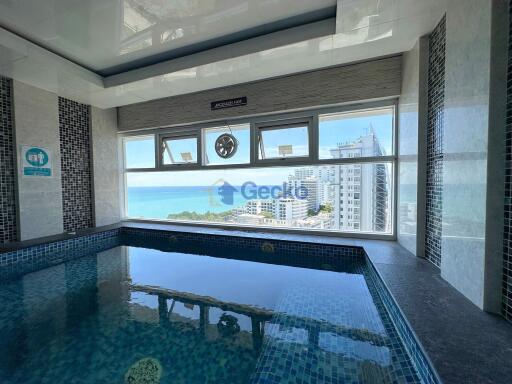 2 Bedrooms Condo in Cosy Beach View Pratumnak C011646