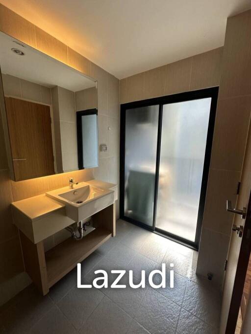 3 Bed 2 Bath 86 SQ.M Zenith Place Sukhumvit 42