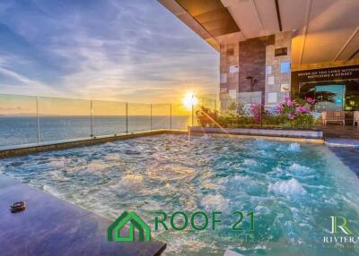 Luxury Condominiums Foreign Quota Sea View Large 1 bedrooms For Sale, Close to Jomtien Beach, Pattaya / B-0162L