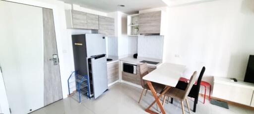 Condo with 2-bedroom near Jomtien Night Market