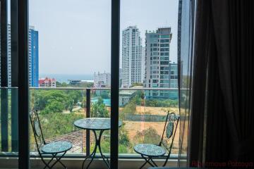 1 ห้องนอน คอนโด สำหรับขาย ใน พระตำหนัก - The Jewel Condominium